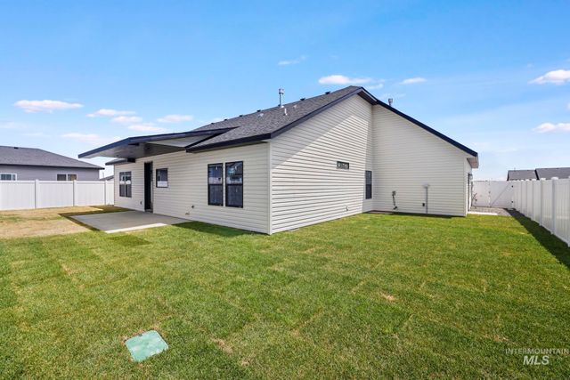 979 Siphon St, Twin Falls, ID 83301
