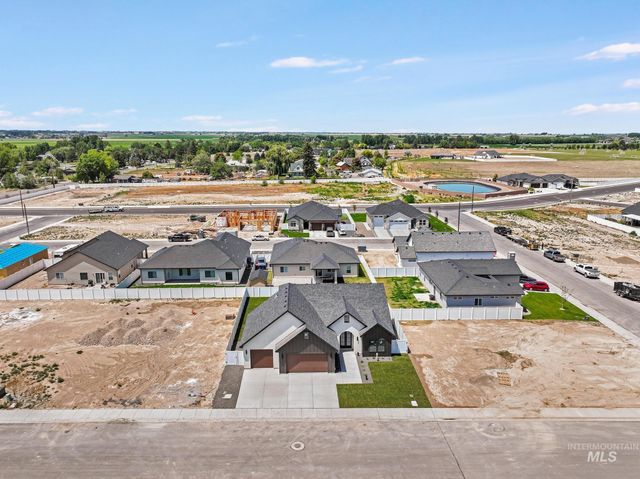 979 Siphon St, Twin Falls, ID 83301