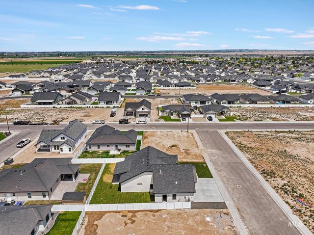 979 Siphon St, Twin Falls, ID 83301