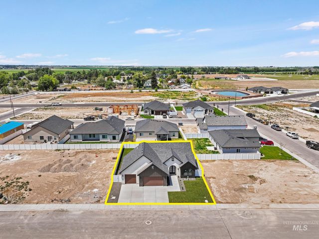 979 Siphon St, Twin Falls, ID 83301