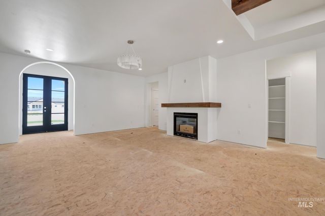 979 Siphon St, Twin Falls, ID 83301