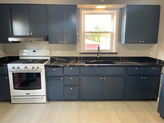 2212 123rd Place, Blue Island, IL 60406