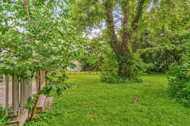 1210 S Pennsylvania Avenue, Springfield, MO 65807