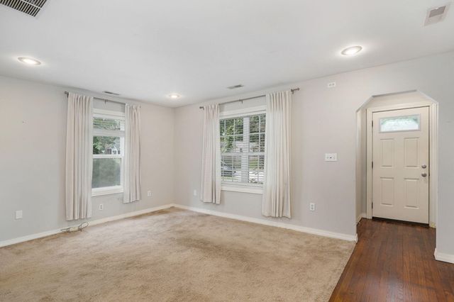 1210 S Pennsylvania Avenue, Springfield, MO 65807