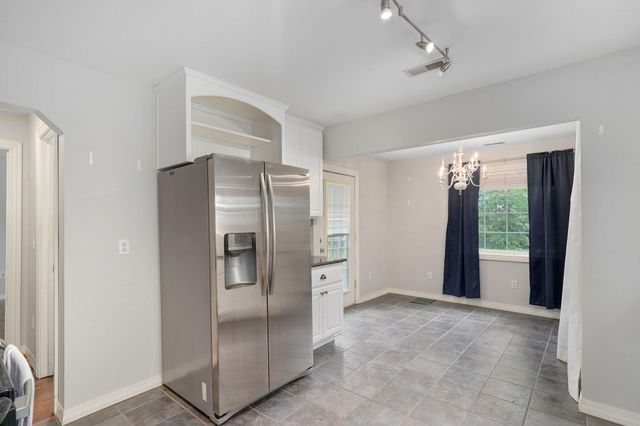 1210 S Pennsylvania Avenue, Springfield, MO 65807