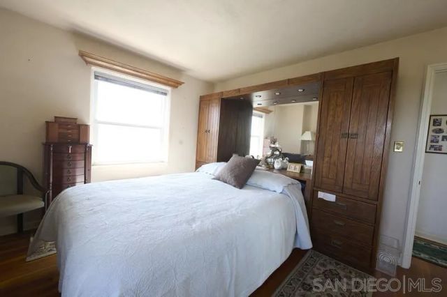 2454 presidio dr, San Diego, CA 92103