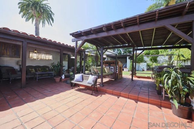 2454 presidio dr, San Diego, CA 92103
