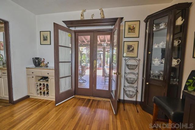 2454 presidio dr, San Diego, CA 92103