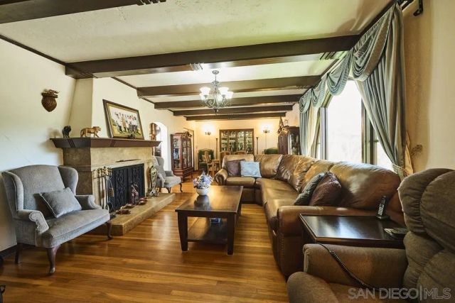 2454 presidio dr, San Diego, CA 92103