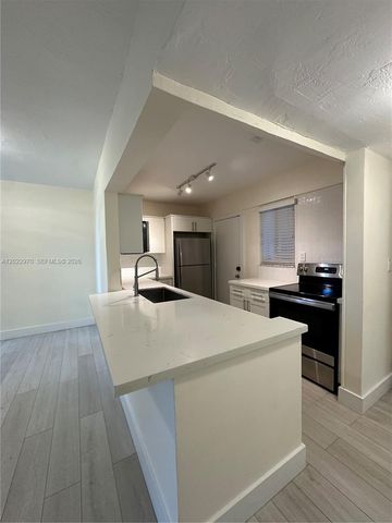 9175 SW 77th Ave 108, Miami, FL 33156