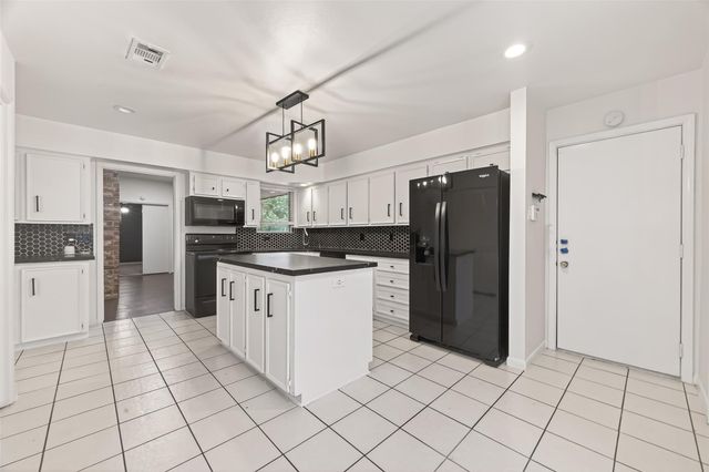 12131 Ella Lee Lane, Houston, TX 77077