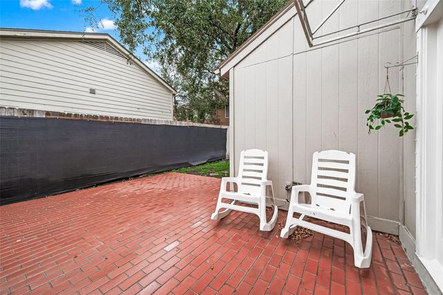 12131 Ella Lee Lane, Houston, TX 77077