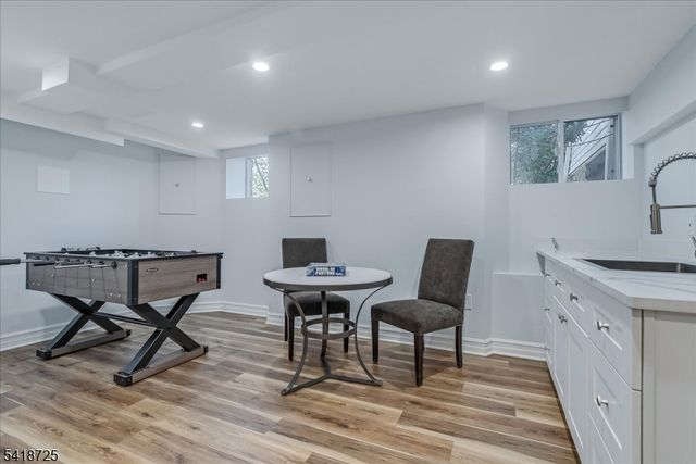 270 Up Mountain Avenue, Montclair Twp., NJ 07043