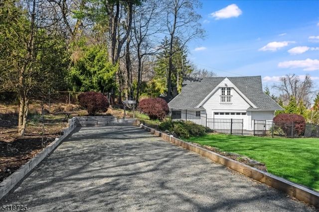 270 Up Mountain Avenue, Montclair Twp., NJ 07043