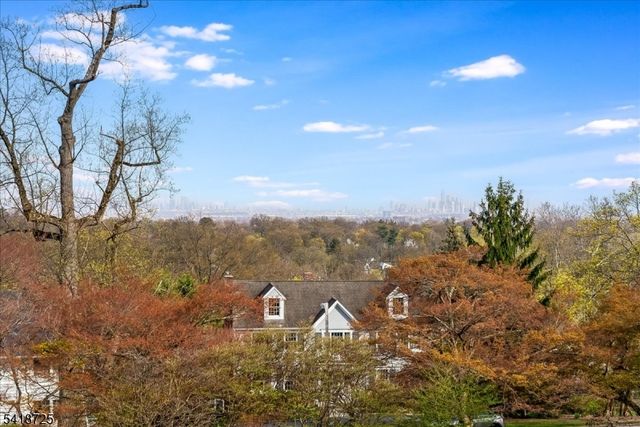 270 Up Mountain Avenue, Montclair Twp., NJ 07043