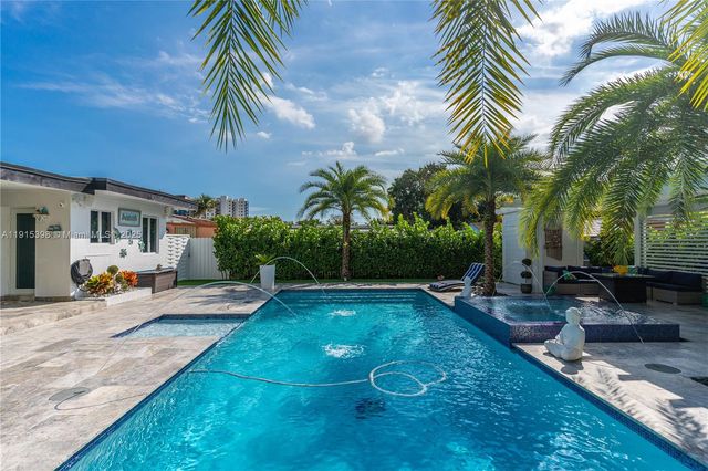 444 SW 64th Ave, Miami, FL 33144