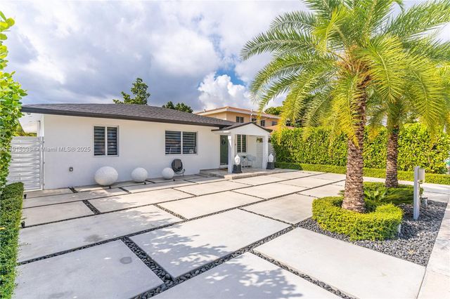 444 SW 64th Ave, Miami, FL 33144