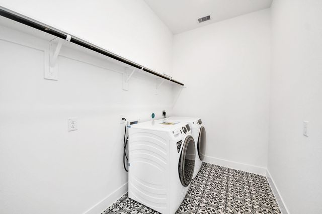 9507 Chateau Hill, Manvel, TX 77578
