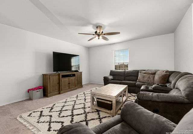 332 Autumn Rouge, New Braunfels, TX 78130