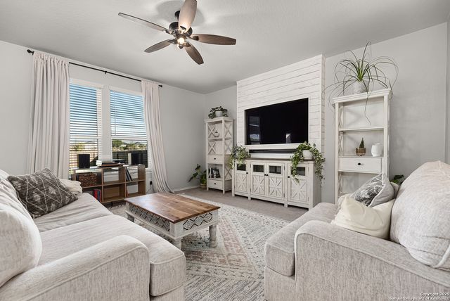 332 Autumn Rouge, New Braunfels, TX 78130