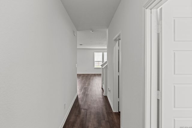 425 Raven Row, Marion, TX 78124