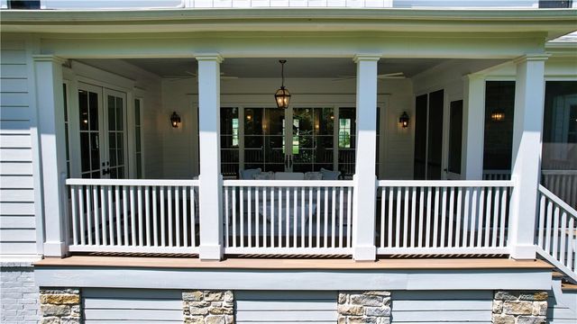 8401 W Kingbird Court, Bentonville, AR 72713