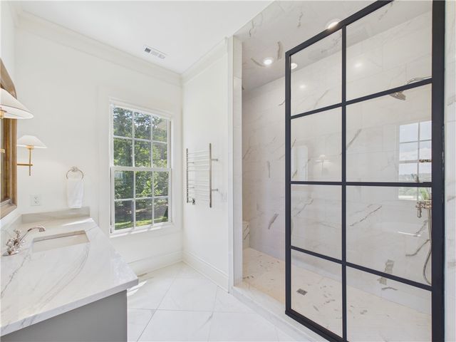 8401 W Kingbird Court, Bentonville, AR 72713