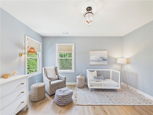 8401 W Kingbird Court, Bentonville, AR 72713