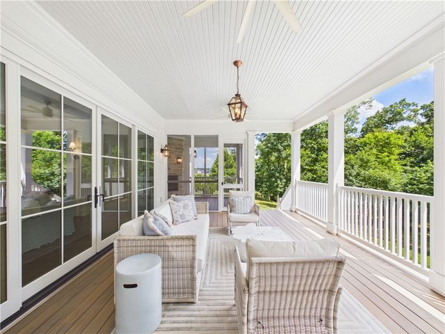 8401 W Kingbird Court, Bentonville, AR 72713