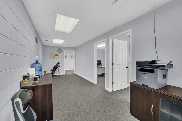 3S340 Rockwell Street N 201, Warrenville, IL 61087