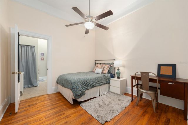 240 SW 3RD STREET, Gainesville, FL 32601