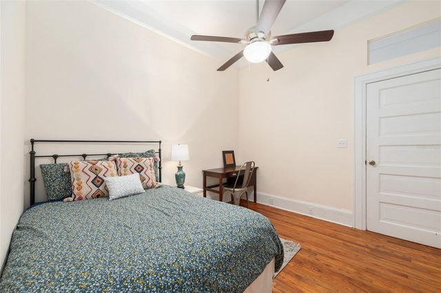 240 SW 3RD STREET, Gainesville, FL 32601