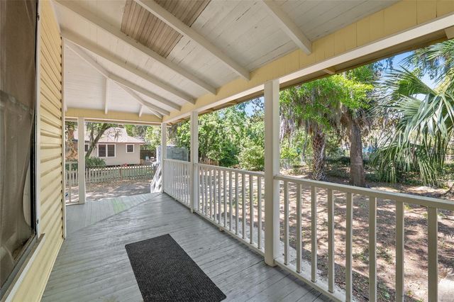 240 SW 3RD STREET, Gainesville, FL 32601