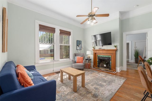 240 SW 3RD STREET, Gainesville, FL 32601