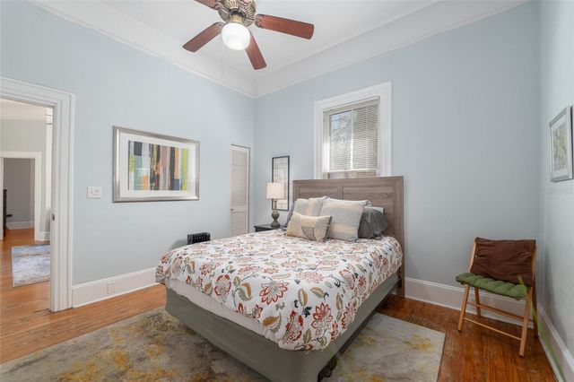 240 SW 3RD STREET, Gainesville, FL 32601