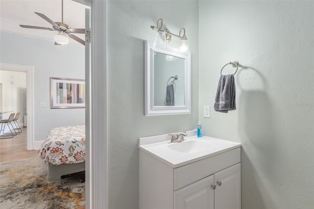 240 SW 3RD STREET, Gainesville, FL 32601