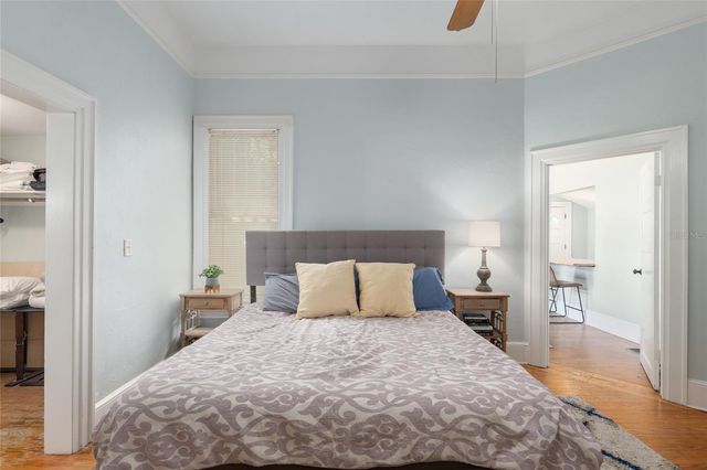 240 SW 3RD STREET, Gainesville, FL 32601