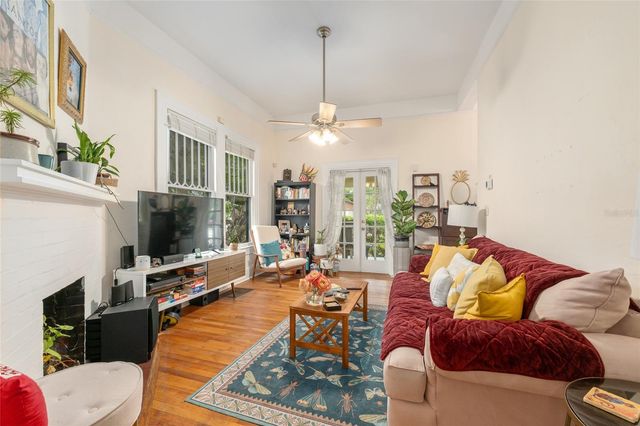 240 SW 3RD STREET, Gainesville, FL 32601