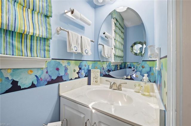 734 Yorkshire TRL, Chesapeake, VA 23322