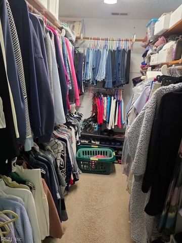 734 Yorkshire TRL, Chesapeake, VA 23322