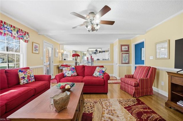 734 Yorkshire TRL, Chesapeake, VA 23322