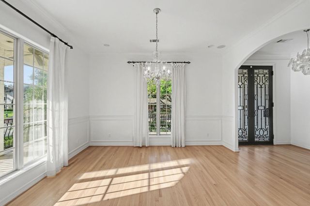 3767 Bellefontaine Street, Houston, TX 77025