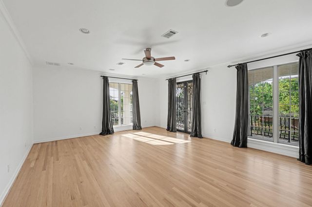 3767 Bellefontaine Street, Houston, TX 77025