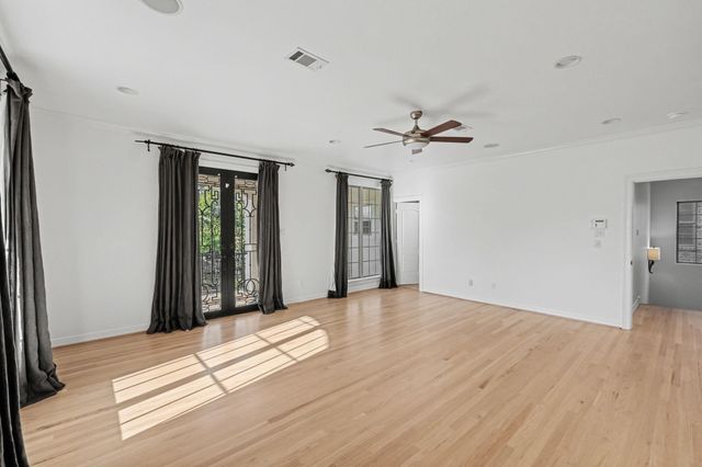 3767 Bellefontaine Street, Houston, TX 77025