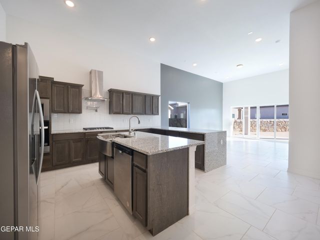 1429 Robert Parker White Street, Socorro, TX 79927