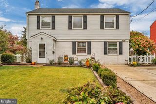 310 GLENWOOD AVE, Haddonfield, NJ 08033