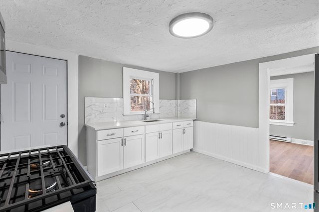 172 North Street, Bristol, CT 06010