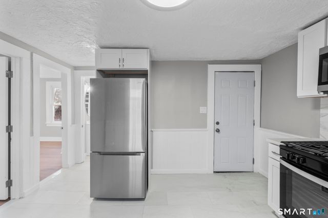 172 North Street, Bristol, CT 06010