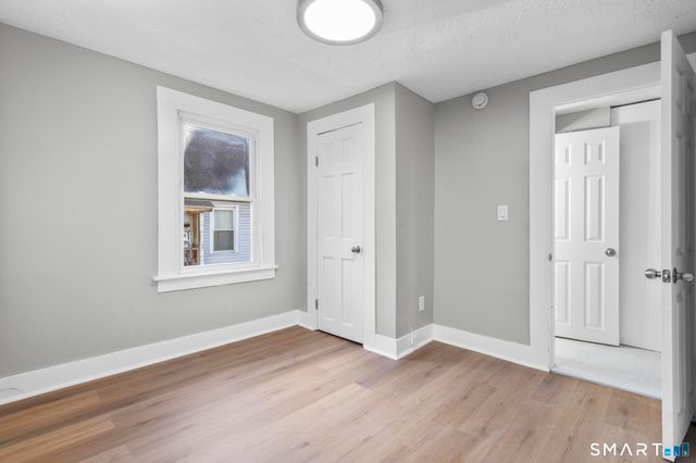 172 North Street, Bristol, CT 06010