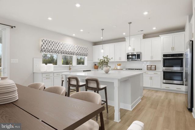 10407 HALMSTAD DR, Waldorf, MD 20603